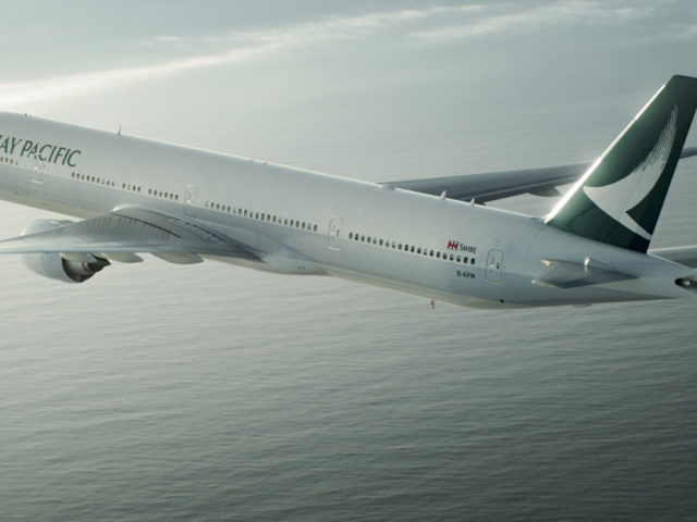 Η Cathay Pacific ανακοίνωσε πως απέλυσε δύο πιλότους σχετικά με τις διαδηλώσεις στο Χονγκ Κονγκ