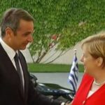 Σε εξέλιξη η συνάντηση Μητσοτάκη-Μέρκελ