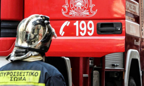 Θεσσαλονίκη: Μεγάλη φωτιά σε διαμέρισμα στο κέντρο της πόλης