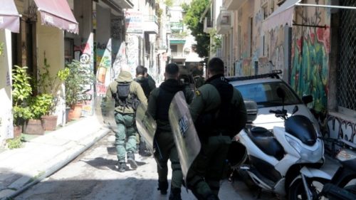 Αθήνα: Μεγάλη επιχείρηση της Αστυνομίας στα Εξάρχεια