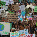 Διεθνής Αμνηστία: Η κλιματική αλλαγή στην πρώτη θέση των ανησυχιών των νέων σε παγκόσμιο επίπεδο