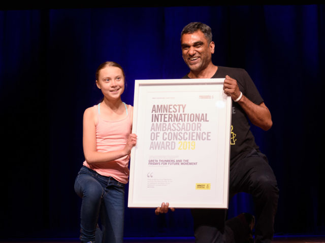 Η Γκρέτα Τούνμπεργκ και το κίνημα Fridays for Future λαμβάνουν την κορυφαία τιμητική διάκριση της Διεθνούς Αμνηστίας