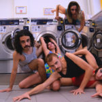 Ξέπλυνες το αλάτι από πάνω σου;