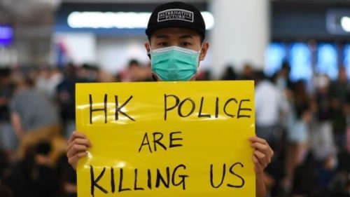 Χονγκ Κονγκ: Συλλήψεις σημαντικών στελεχών του κινήματος διαμαρτυρίας
