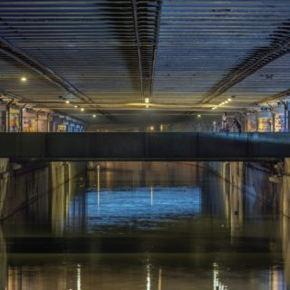 Πάνος Κοκκινιάς: «Οι άνθρωποι νιώθουν πιο μόνοι στον δρόμο παρά στο σπίτι τους»