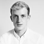 Ο πολυσυζητημένος συγγραφέας Edouard Louis έρχεται στο Public Café Συντάγματος!