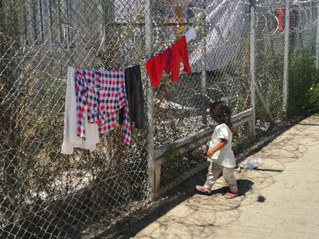 Για τους Πρόσφυγες, οι Λέξεις Δεν Επαρκούν Πια