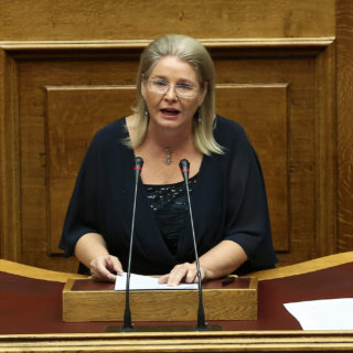 Δίκη Χρυσής Αυγής: Για πολιτική δίωξη έκανε λόγο στην απολογία της η σύζυγος του Νίκου Μιχαλολιάκου