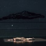 Ο Ραμπί Μρουέ επιστρέφει στη Στέγη με μια χορογραφία για ένα πανανθρώπινο τραύμα