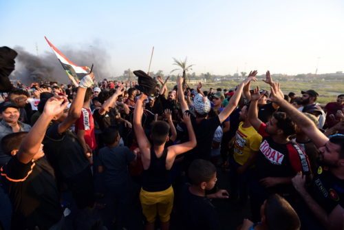 Ιράκ: Η στρατιωτική διοίκηση παραδέχθηκε τη «χρήση υπερβολικής βίας» εναντίον των διαδηλωτών