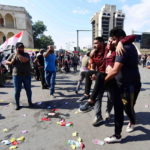 Ιράκ: Δύο νεκροί στη Βαγδάτη από δακρυγόνα, οι διαδηλωτές ζητούν την πτώση του καθεστώτος
