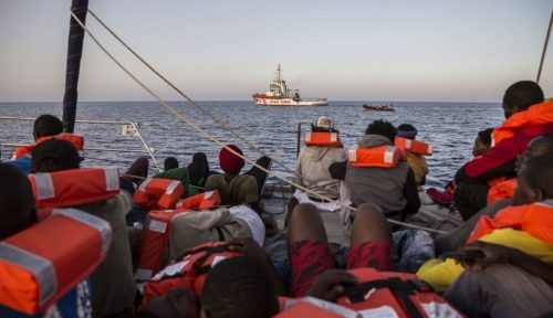 9 νεκροί από το ναυάγιο πλεούμενου με μετανάστες ανοιχτά της Λαμπεντούζα