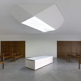 Κοιτάζοντας Αυτήν την Αίθουσα, Μπορείτε να Φανταστείτε ότι Είναι το Πρώτο Αποτεφρωτήριο στην Ελλάδα;