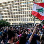 Άνοιξαν και πάλι οι τράπεζες στον Λίβανο, ύστερα από δύο εβδομάδες