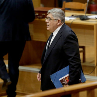 Δίκη Χρυσής Αυγής: Αμετανότητος ο Νίκος Μιχαλολιάκος-Απολογείται αυτή τη στιγμή ο αρχηγός της Χ.Α