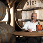 Ο Κωνσταντίνος Ράπτης, ο 5ος Metaxa Master, σας προσκαλεί να γνωρίσετε την πιο πρόσφατη έκφραση της τέχνης του, το METAXA Angels’ Treasure Single Cask Strength, N°1019