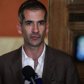 Παραιτήθηκε και η Δήμητρα – Ινέζ Αγγελή- Λυκούδη από τον Δήμο Αθηναίων