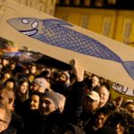 Ιταλία: Κατέβηκε για ώρες η ιστοσελίδα του αντισαλβινικού κινήματος των «Σαρδελών» στο Facebook