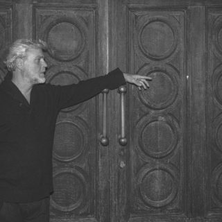 Νίκος Καραθάνος: «Πάντα θα υπάρχει σωτηρία, ανεξαρτήτως του τι θα κάνουμε εμείς, αγάπη μου»