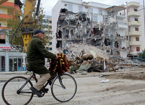 Συνεχίζονται οι μετασεισμοί στην Αλβανία μετά τον φονικό σεισμό της 26ης Νοεμβρίου