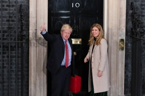 Βρετανία: Θριαμβευτική νίκη των Συντηρητικών του Boris Johnson