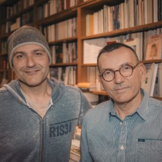 Στο βιβλιοπωλείο «Λεμόνι» η λογοτεχνία είναι μια υπέροχη ερωμένη