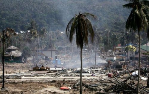 Ταϊλάνδη: Δεκαπέντε χρόνια μετά το καταστροφικό τσουνάμι στον Ινδικό Ωκεανό, εκατοντάδες θύματα δεν έχουν ταυτοποιηθεί ακόμη
