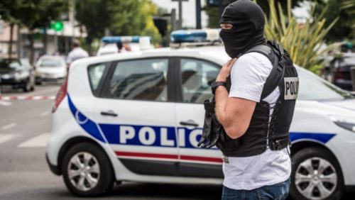 Γαλλία: Διανομέας πέθανε έπειτα από βίαιο αστυνομική έλεγχο