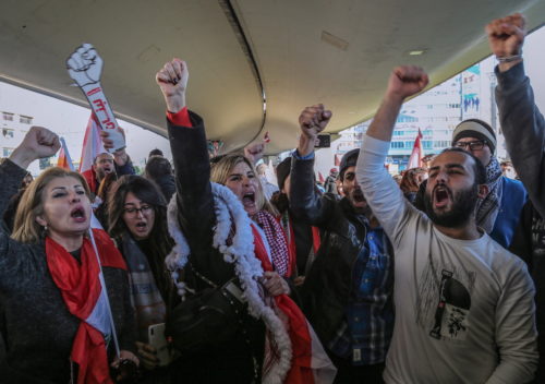 Λίβανος: Οι διαδηλωτές βγήκαν ξανά στους δρόμους για “μία εβδομάδα οργής”