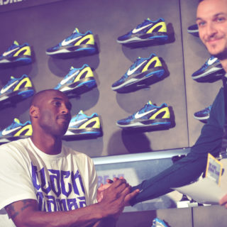 «Δεν έχω σφίξει στη ζωή μου μεγαλύτερη παλάμη από εκείνη του Κόμπι»