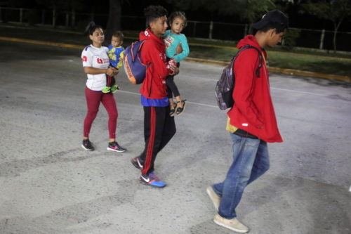 Γουατεμάλα: Παιδιά που είχαν υιοθετηθεί κατά τη διάρκεια του εμφυλίου πολέμου αναζητούν τις βιολογικές οικογένειές τους