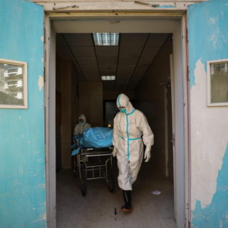 Κορονοϊός: Ένα νέο εργοστάσιο κατασκευής χειρουργικών μασκών χτίζεται στο Πεκίνο