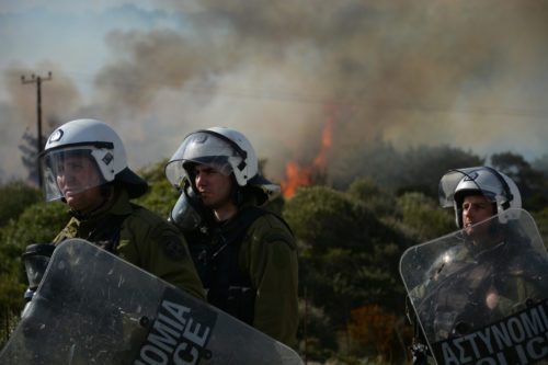 Τα ΜΑΤ αναχώρησαν από τη Λέσβο