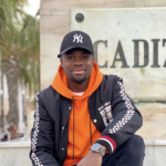 «Έξω οι Ναζί»: Ένα ολόκληρο στάδιο στη Γερμανία στέκεται απέναντι σε οπαδό που έβγαζε ρατσιστικές κραυγές εναντίον Γκανέζου παίκτη [ΒΙΝΤΕΟ]