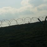 Guardian: «Σκηνή από τον Μεσαίωνα» το περιστατικό στο Κέντρο Υποδοχής και Ταυτοποίησης ΒΙΑΛ