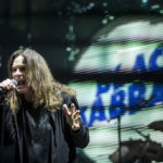 O Ozzy Osbourne έκανε το εμβόλιο κατά της COVID-19 και το ένιωσε «σαν μια μαχαιριά»
