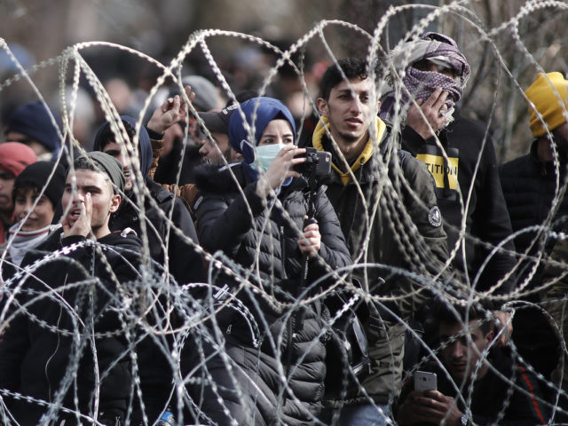 Έβρος: Πάνω από 24.000 αποτροπές και σχεδόν 200 συλλήψεις από το πρωί του Σαββάτου