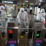 Κορονοϊός: Τα 20 λάθη που οδήγησαν στην εξάπλωση του ιού