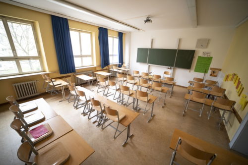 Κορονοϊός: Μέχρι τις 10 Μαΐου κλειστά τα σχολεία