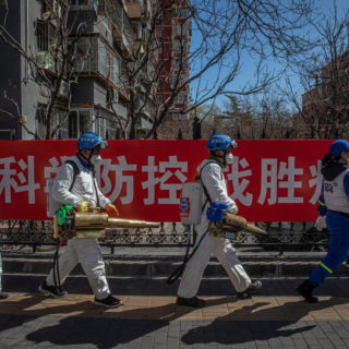 Κορονοϊός: Μέρες πανδημίας σε 20 φωτογραφίες απ’ όλον τον κόσμο