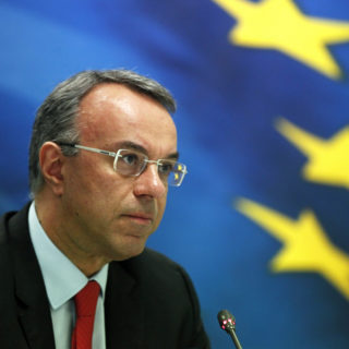 Σταϊκούρας: «Αναμένεται μείωση του ΑΕΠ κατά 1% – 3% λόγω του κορoνοϊού»