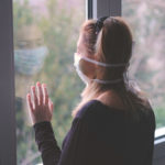 Έμφυλη βία: «Ακόμα κι αν είσαι περιορισμένη, δεν απαγορεύεται να ζητήσεις βοήθεια»