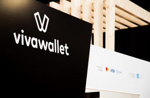H Viva Wallet αυξάνει τα όρια ανέπαφων συναλλαγών και αναβαθμίζει τις υπηρεσίες της