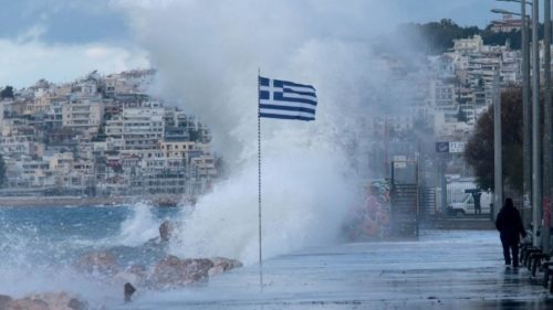 Καιρός: Δυνατοί άνεμοι στο Αιγαίο προκαλούν προβλήματα στις ακτοπλοϊκές γραμμές