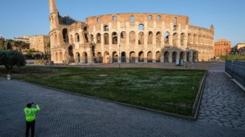 Κορονοϊός-Ιταλία: Συγκρατημένες ελπίδες για επιβράδυνση της πανδημίας