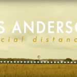 Η Κοινωνική Απόσταση με τον φακό του Wes Anderson (βίντεο)