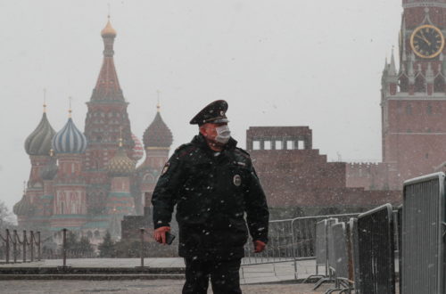 Ρωσία- Kορωνοϊός: Αριθμός ρεκόρ θανάτων και νέων κρουσμάτων το προηγούμενο 24ωρο