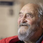 Πέθανε ο Ντένις Γκόλντμπεργκ, φυσιογνωμία του αγώνα κατά του απαρτχάιντ