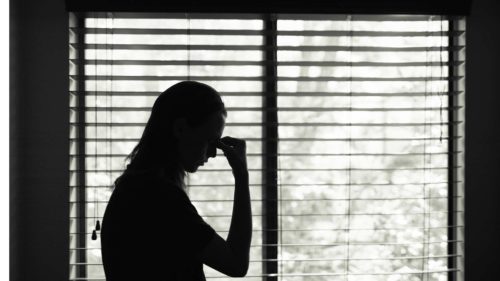 Ενδοοικογενειακή βία: 141 περιστατικά μέσα σε 24 ώρες σε όλη την Ελλάδα 