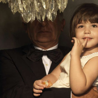 Δείτε την «Οικογενειακή  Γιορτή», μια από τις πολυσυζητημένες παραστάσεις των τελευταίων χρόνων